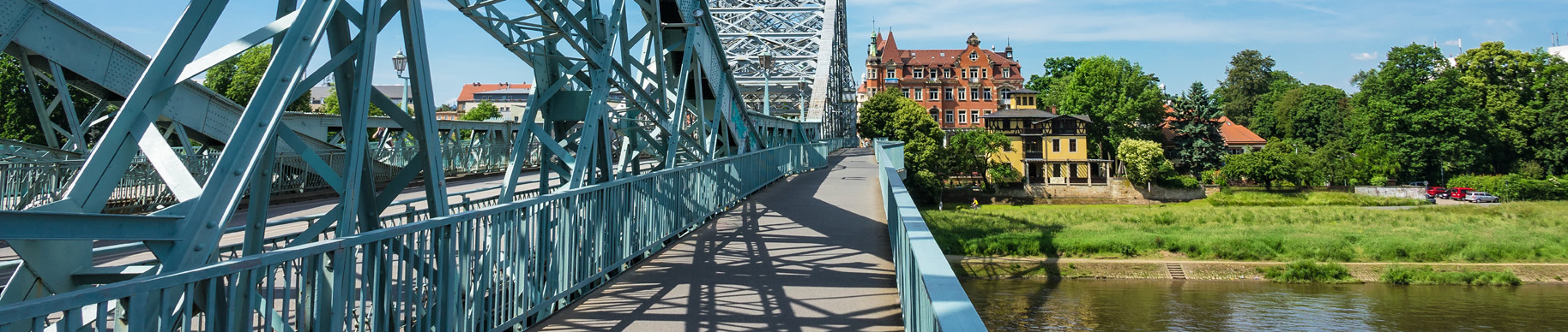 Hier finden Sie Informationen über Stadtführungen, welche Sie bei Ihrem Dresden Tourismus - Fremdenverkehrsbüro direkt reservieren u. buchen können!